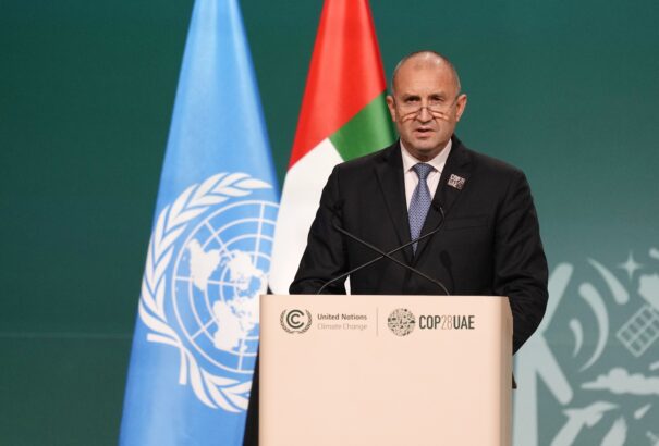 Bolgár elnök: Robert Ficot egy radikális fanatikus próbálta meg megölni amiatt, mert békepárti