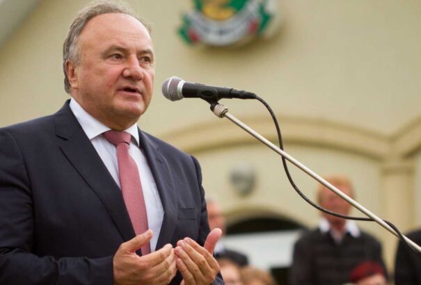 Csáky Pál a Ficót ért merényletről: Szlovákia a korlátlan lehetetlenségek országa