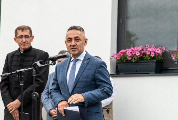 Potápi Árpád János: az EP-választás tétje, hogy minél előbb fegyverszünet és béke legyen