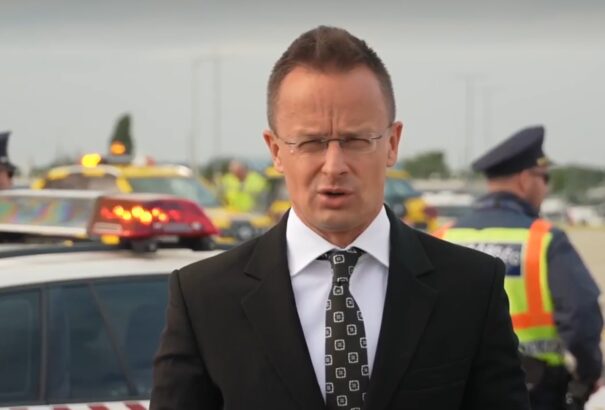 Szijjártó Péter: A NATO átlépte a vörös vonalat. Magyarország nem járul hozzá a NATO 100 milliárd dolláros háborús támogatásához
