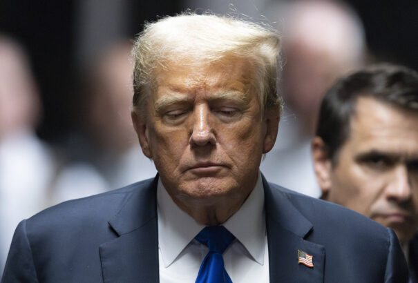 Trump bűnös az esküdtek szerint – az USA első elítélt elnökének büntetését júliusban szabják ki