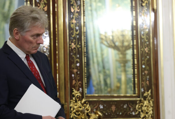 Kreml: A NATO arra ösztönzi Ukrajnát, hogy folytassa értelmetlen háborúját