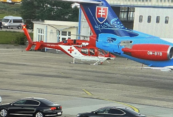 Sajtóértesülések szerint Ficót átszállították Besztercebányáról Pozsonyba