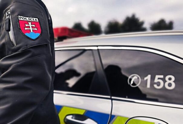 A rendőrség kedden Szlovákia-szerte 995 bombafenyegetést regisztrált az iskolák ellen. Az üggyel a NAKA foglalkozik