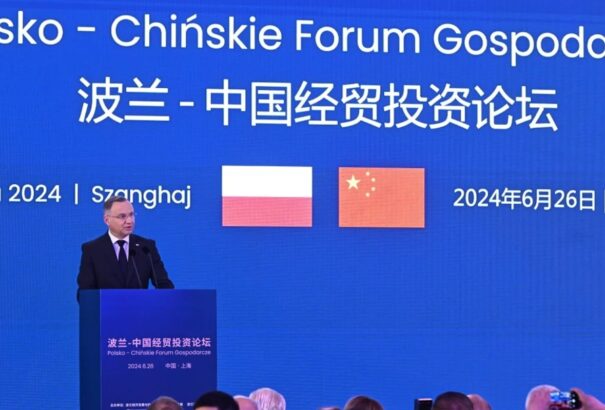 Andrzej Duda az ukrajnai háború befejezését sürgetette Sanghajban