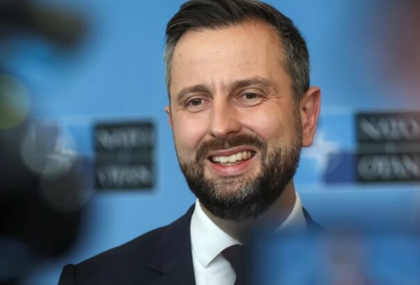 Meghaladja a 200 000 főt a lengyel fegyveres erők létszáma