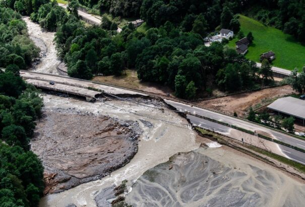 Földcsuszamlás történt Svájcban – 3 ember eltűnt