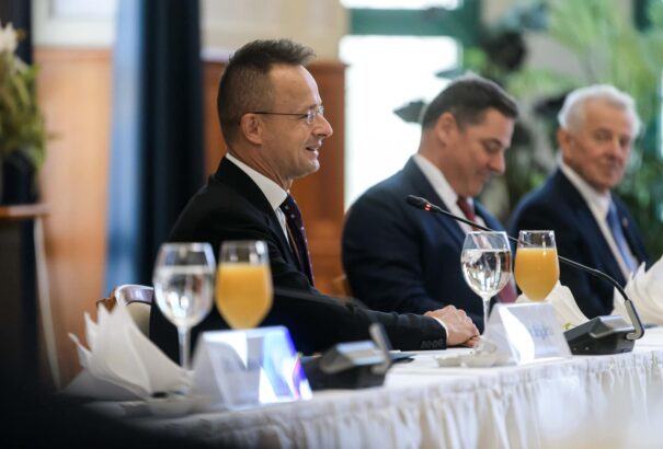 Szijjártó Péter: Magyarország meghatározó szerepet kap a nemzetközi olimpiai mozgalom megújulásában