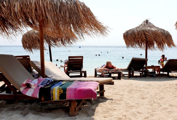 Fülledt, felhős idővel zárul a hét