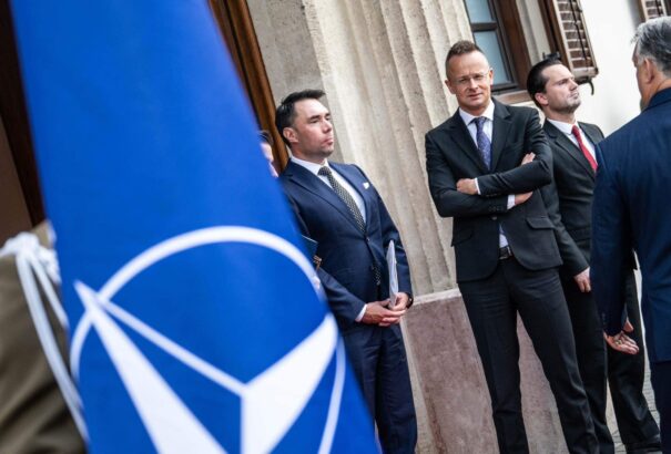 Szijjártó Péter: Magyarország és a NATO-tagországok többsége egészen másként látja az ukrajnai háborút és a béke lehetőségét