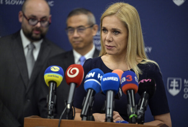 Saková: 214 millió eurós támogatást kap a nagysurányi akkumulátorgyár