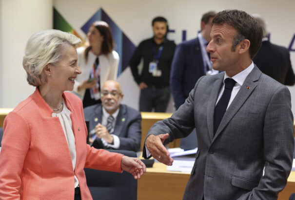 Kitör a kereskedelmi háború a globális nagyhatalommal? Európa vámot vet ki a kínai elektromos autókra