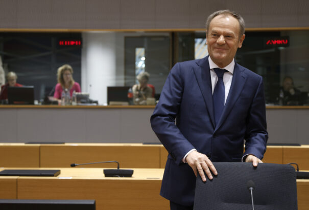 A lengyel püspöki konferencia tiltakozik az iskolai hitoktatás tervezett korlátozása ellen