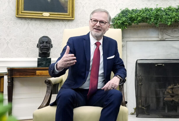 Fiala: A cseh lőszer-kezdeményezés első szállítmánya már Ukrajnában van