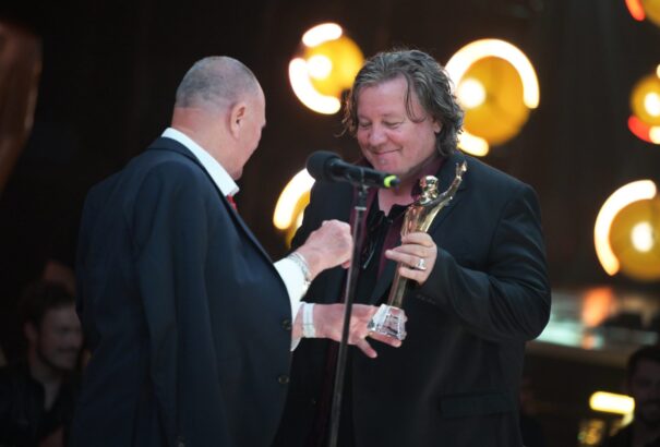 Petőfi Zenei Díjátadó: Szarka Tamás Otthon vagyunk című dala lett Az év zenei felvétele