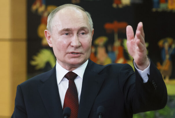 Nyolcvanegy nyugati lapot és hírportált tett tiltólistára Oroszország