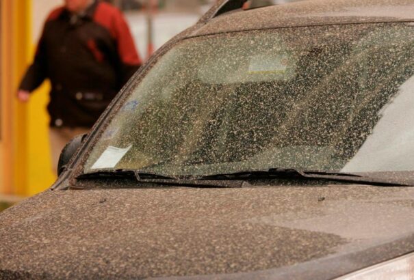 Szaharai homokot hoztak magukkal a zivatarok