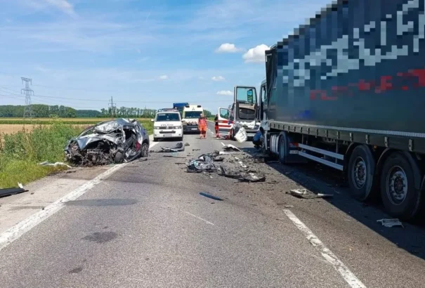 Mintegy 5000 közlekedési balesetet regisztrált a rendőrség az év eleje óta
