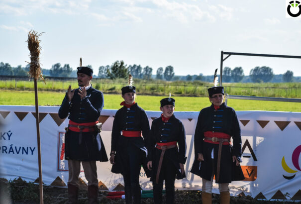 Csallóközben is vágtattak a lovak (képekkel)