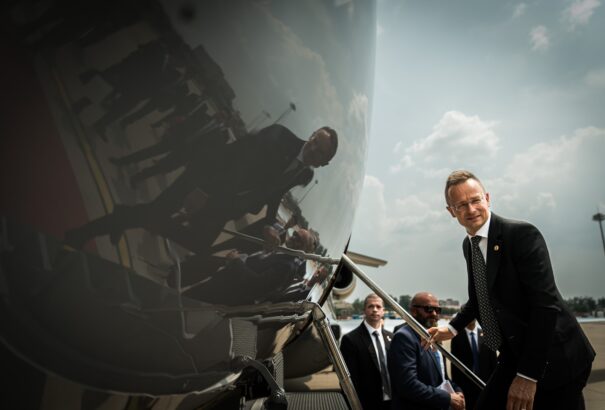 Szijjártó: A helyzet egyre durvul, a NATO Ukrajnát támogató missziót tervez