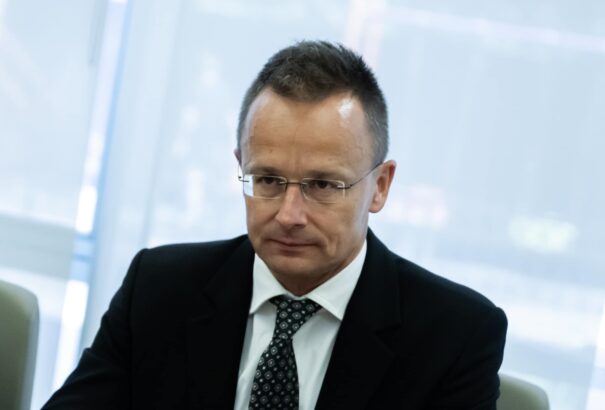 Szijjártó reagált Zelenszkij támadására: Folytatjuk a békemissziót, nehogy Európa is lángba boruljon