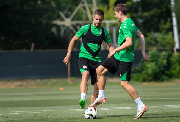 Elkészült Varga Barnabás arcvédő maszkja – fotók, videó