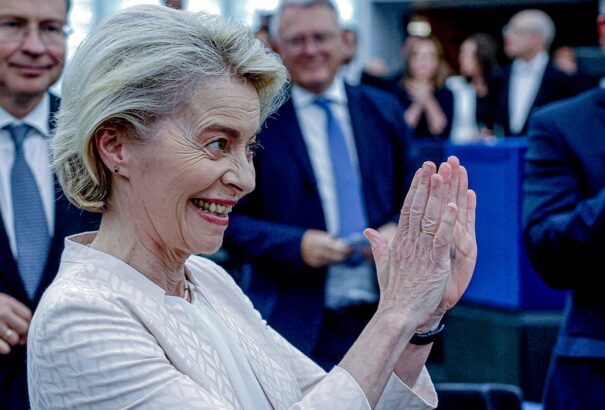 Von der Leyen újraválasztásának két célja van: a béke eltiprása és a háborús célok beteljesítése