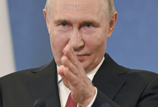 Orosz elnök: nem lehet tűzszünetet hirdetni a béketárgyalások megkezdéséig