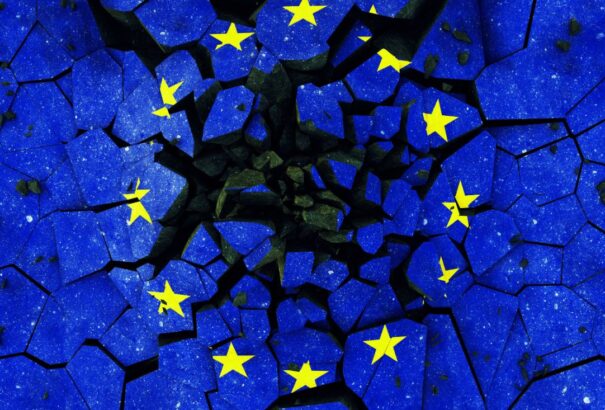 Ez lehet az EU utolsó öt éve – a progresszív nyomás alatt felgyorsul a lassú agónia