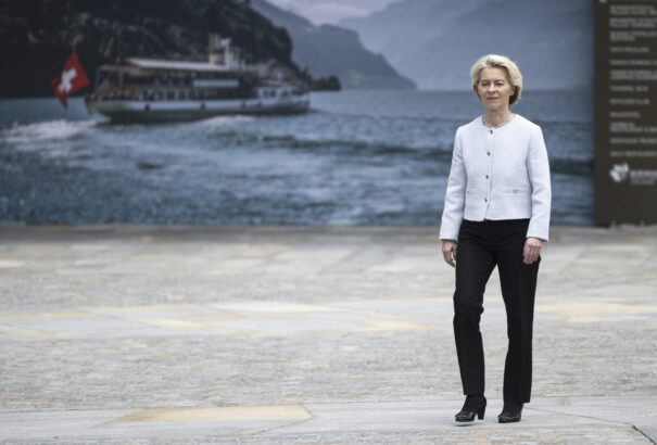 Felmérés: a magyarok nem támogatják Ursula von der Leyen újraválasztását