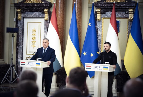 Orbán Viktor és Volodimir Zelenszkij az európai békéről tárgyal Kijevben