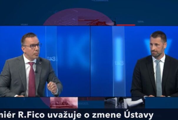 Tomáš: Ficónak valószínűleg félmeztelenre kell vetkőznie, hogy elhiggyék, tényleg merénylet áldozata lett