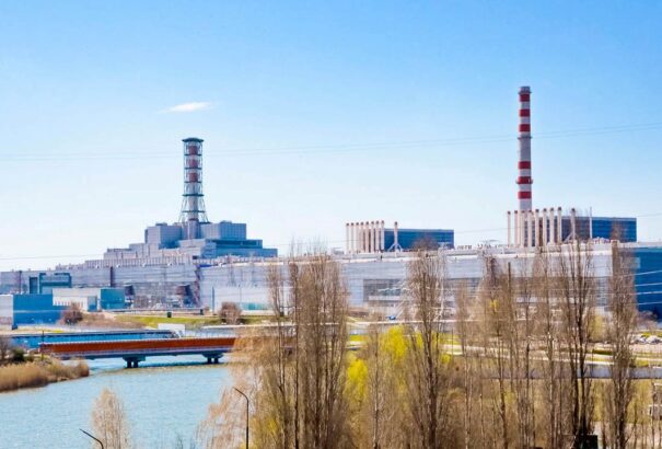 Putyin: Kijev megpróbált csapást mérni a kurszki atomerőműre