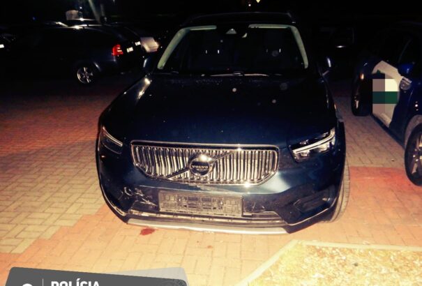 Ittasan okozott balesetet egy ismert szlovák színésznő. Ötéves kisfia is vele volt a járműben