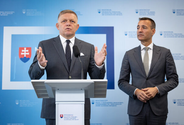 Fico támogatja az oktatásüggyel kapcsolatos javaslatokat