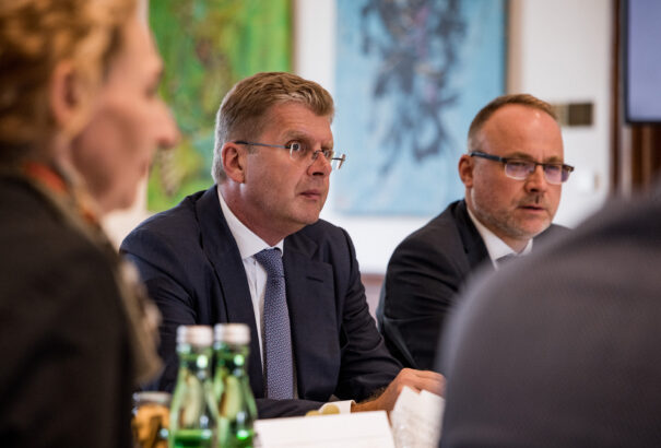 Žiga: Šimečkának magának kellene lemondania tisztségéről