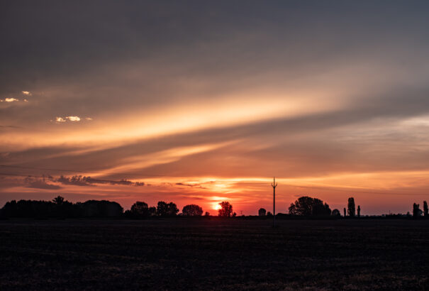 Kedden is folytatódik a pokoli hőség
