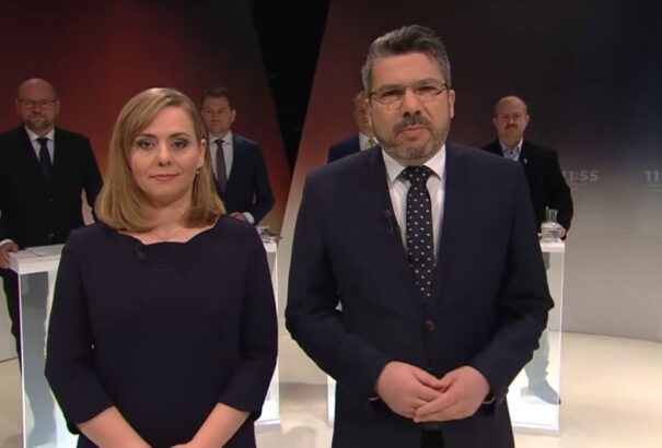 Már nem Makara fogja moderálni a köztévé politikai vitaműsorát. Jančkárová is távozik