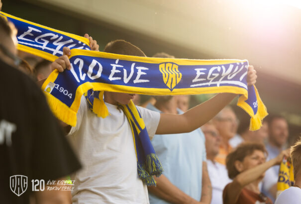 Világi Oszkár nem engedte, hogy a KFC a MOL Arénában játsszon, amíg a komáromi stadion felépül