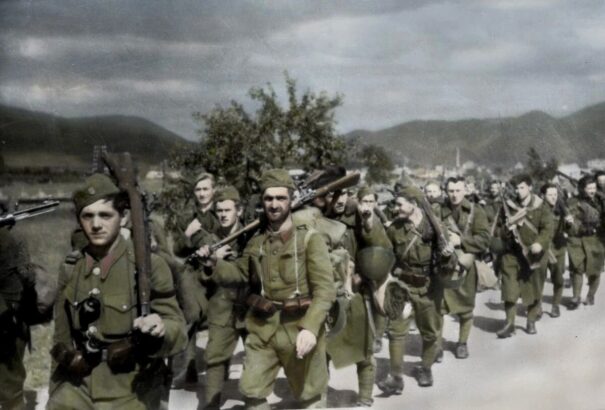 Felmérés: Szlovákia lakosságának háromnegyede büszke a szlovák nemzeti felkelésre