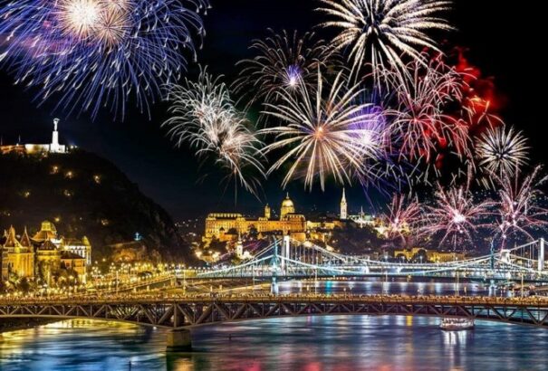 Augusztus 20. – Egyedülálló drónshow várja a közönséget kedden