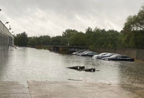 Nem érdemes megjavíttatni az árvíz által elárasztott autókat