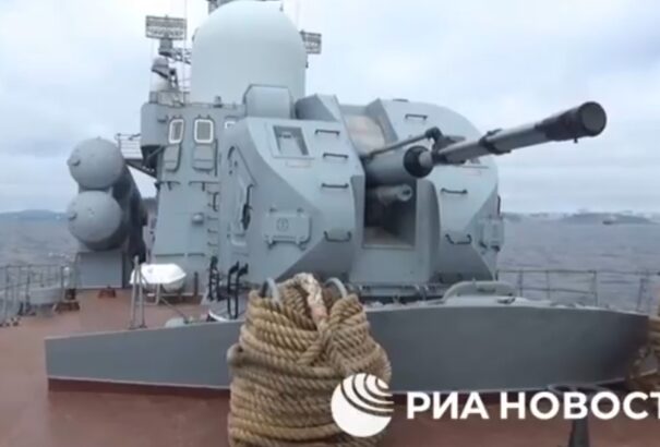 Orosz-kínai flottagyakorlat kezdődött a Nagy Péter-öbölben