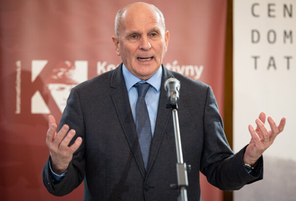 Mikloško: Šimečka leváltása kulturálatlan és antidemokratikus lépés