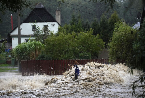 Árvizek Európa közepén – Képek Szlovákiából, Romániából és Csehországból