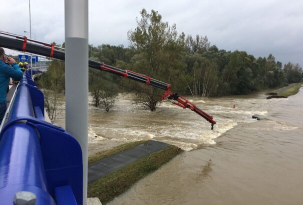 Ostravában megadta magát a gát, le kellett állítani a helyi erőművet is