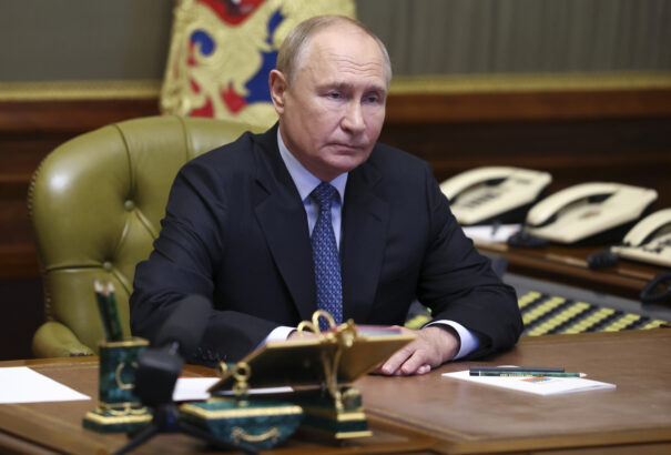 Nő az eszkaláció: A NATO már egy Oroszországgal vívott háború tervein dolgozik, Moszkva kibővítette nukleáris doktrínáját