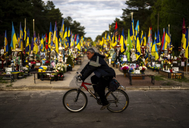 A Wall Street Journal bemondott egy számot az elesett ukrán katonákról. Zelenszkij teljesen kiakadt