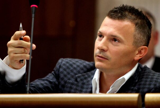 Egy régi smeres politikus ellen emelt vádat a NAKA a Tipos-ügyben