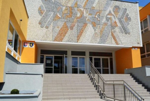 Szélsőséges időjárás: Pozsony megye vezetése igazgatói szünet elrendelését javasolja az iskoláiban